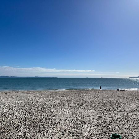 Appartamento Apto 30 Passos Da Areia Da Praia Florianópolis Esterno foto